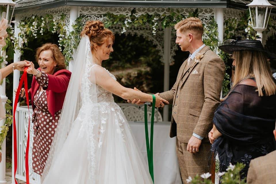 Handfasting ritual