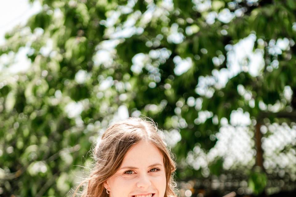 Bridesmaid Makeup (Pro Pic