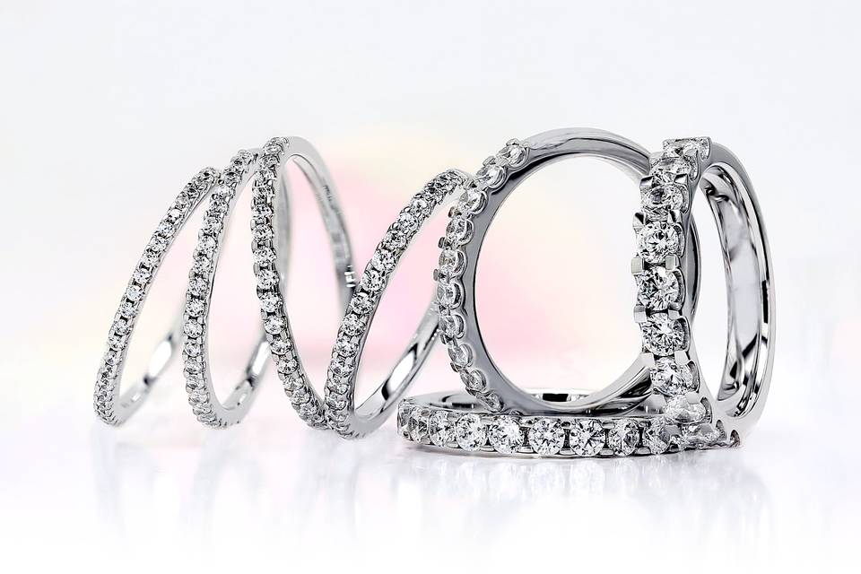 AVA Claw set diamond rings