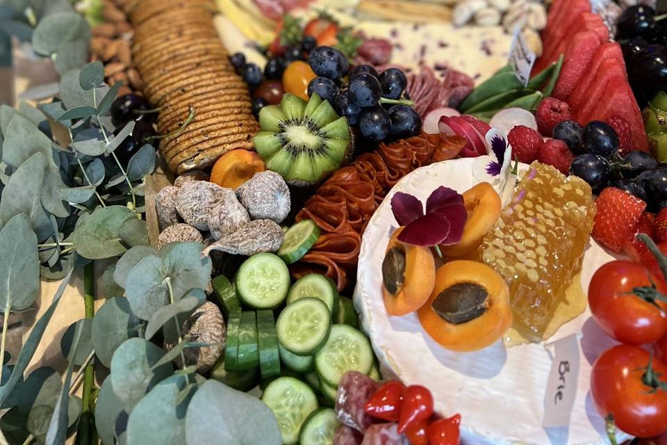 Grazing table with foliage