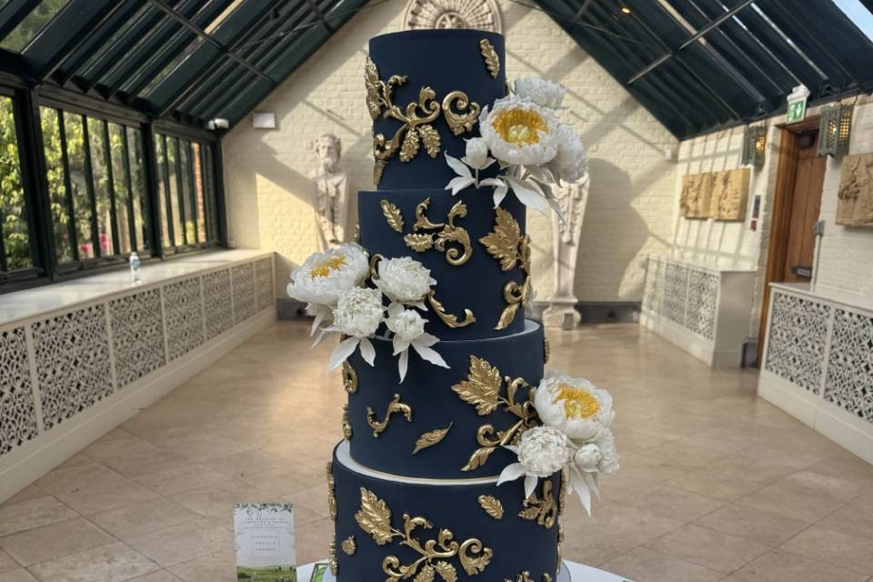 Gold and Navy Waddesdon Dairy