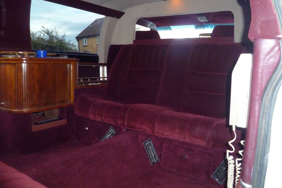 Charlies Classic Limousine Hire