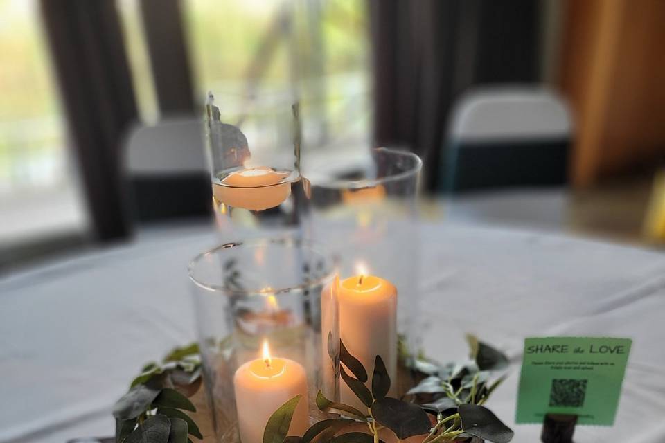 Table centrepiece