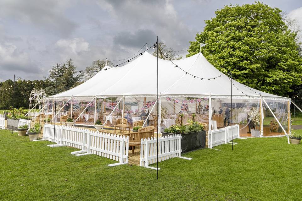 Lakeside Marquee Garden