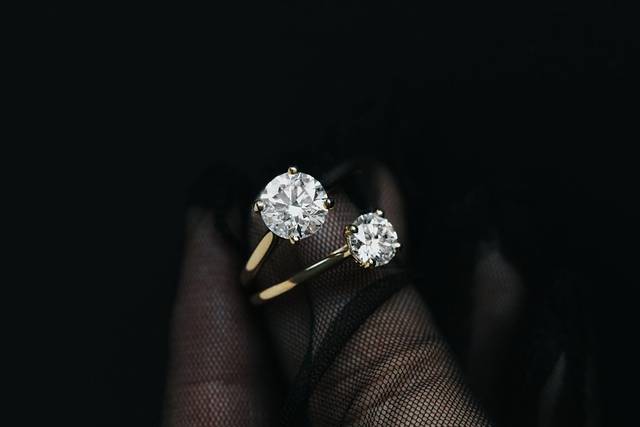 THERESHEIS.jewels