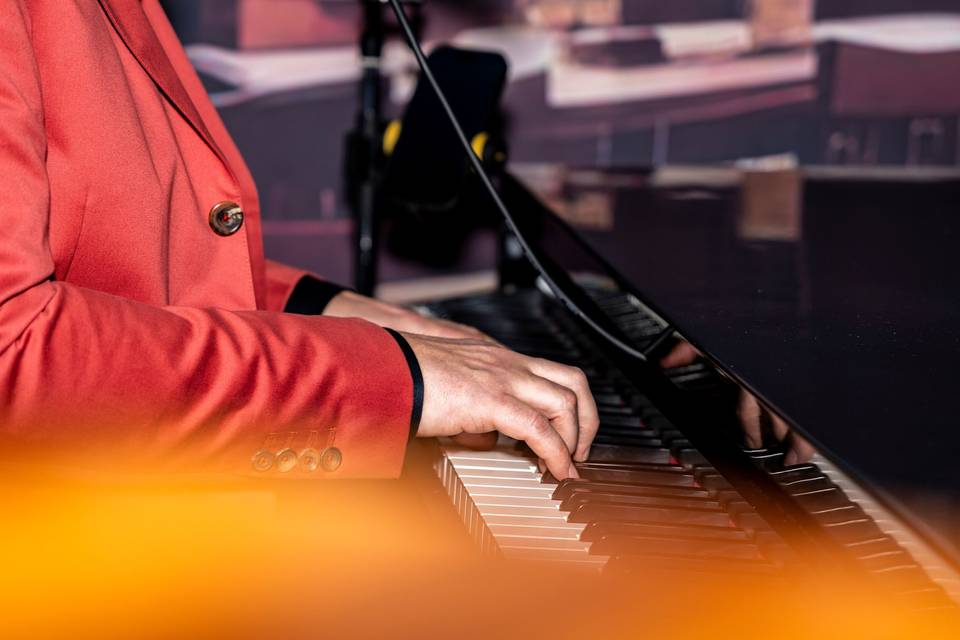 Classy Piano shot