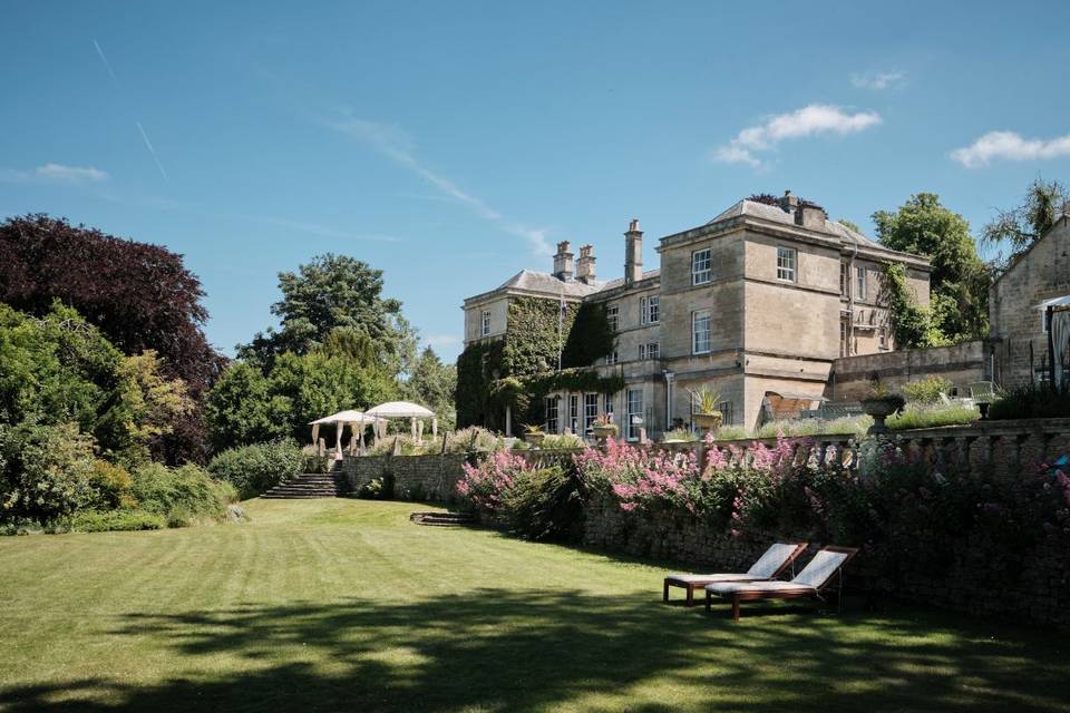 Burleigh Court Cotswolds