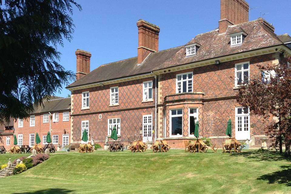 Mercure Albrighton Hall Hotel and grounds