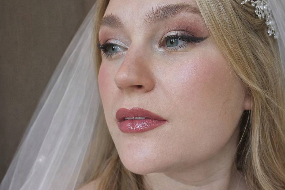 Natural bridal makeup