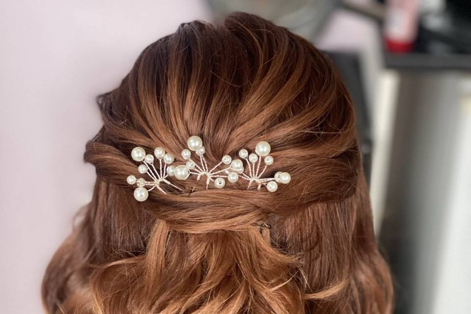 Short bridal styling