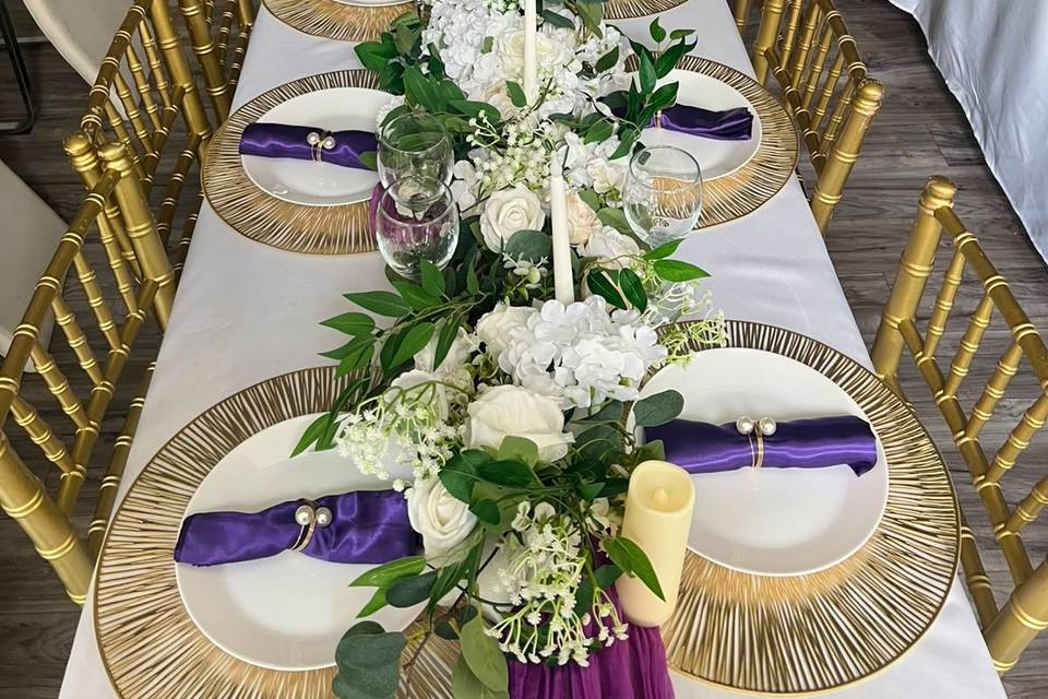 Chiavari Chairs by LeadingHire