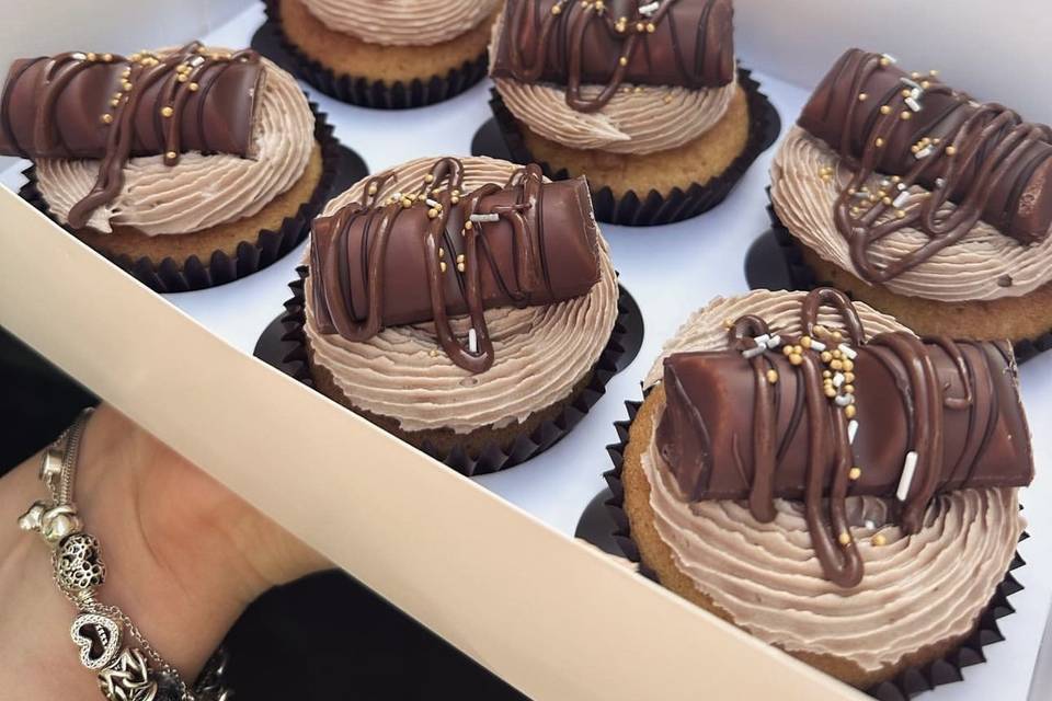 Kinder bueno cupcakes