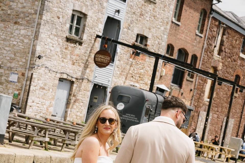 V&J Exeter registry