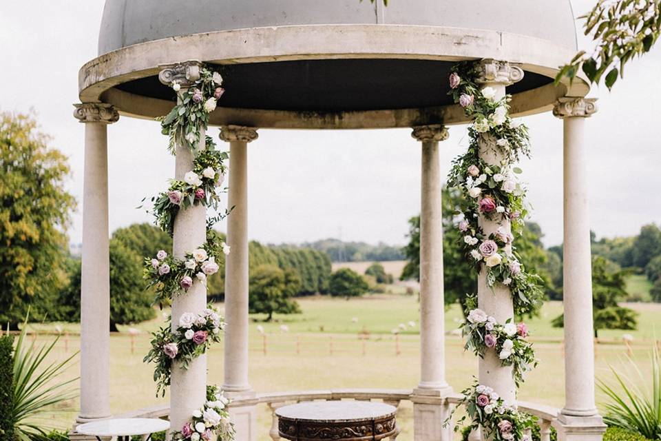 Gazebo ceremony - Duntons Photography