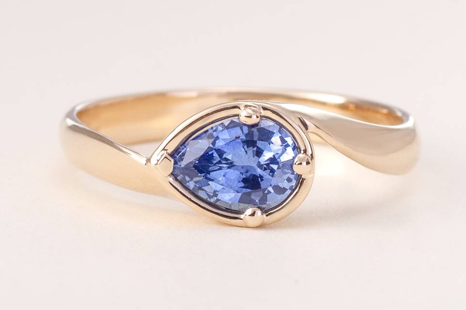 Sapphire engagement ring