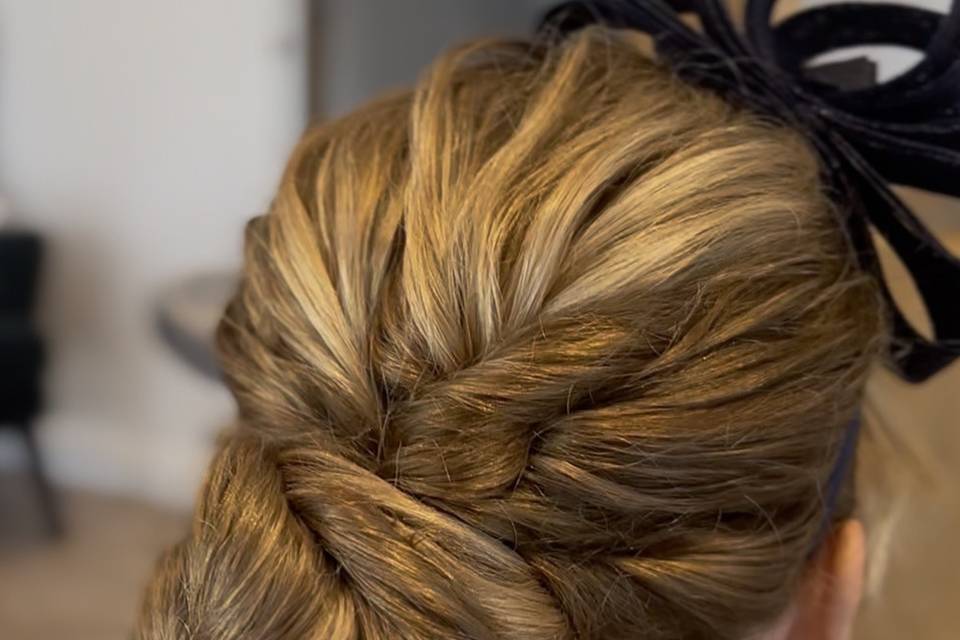 Low twisted bun