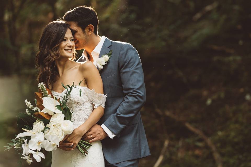 Wedding couple in woods