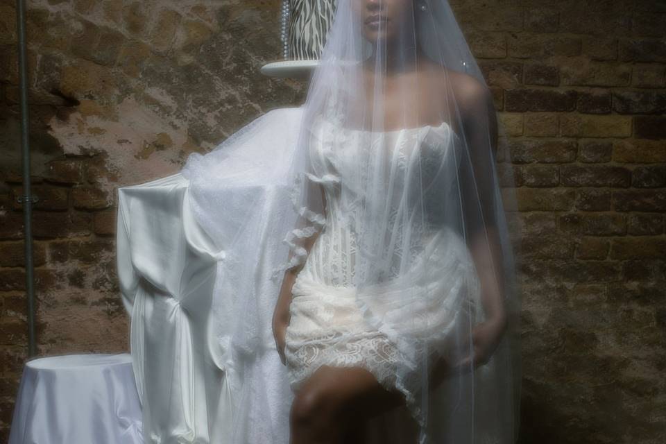 White and red wedding