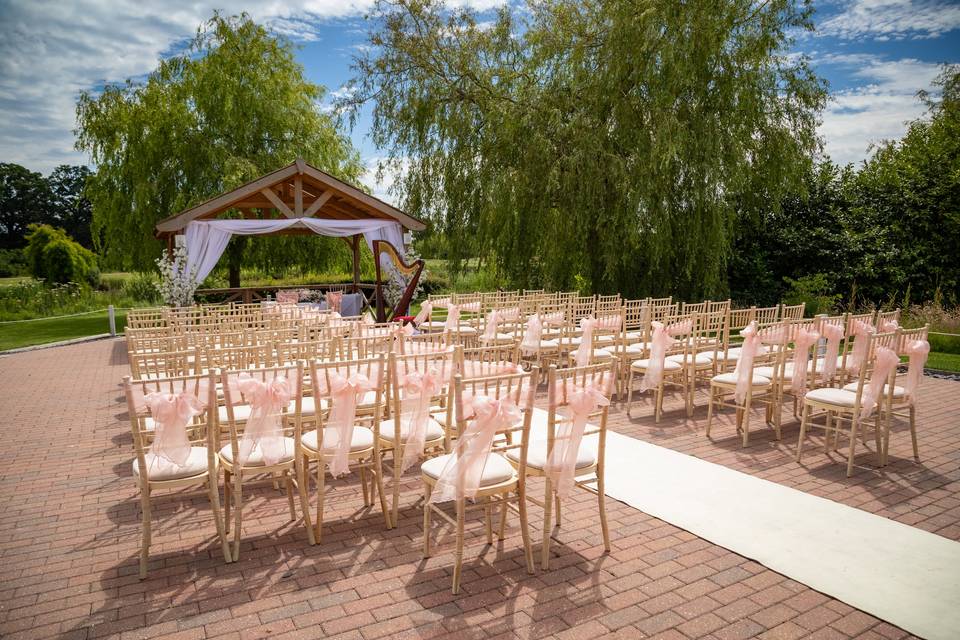 Outdoor ceremony - Fresh Shoot Photography