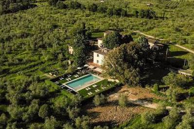 Panoramic View Location Tuscan