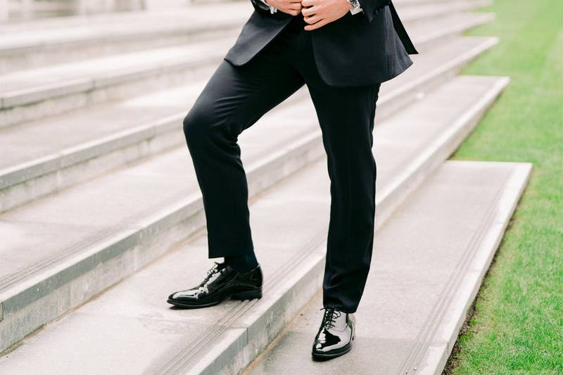 Guest-of-honour standing on step