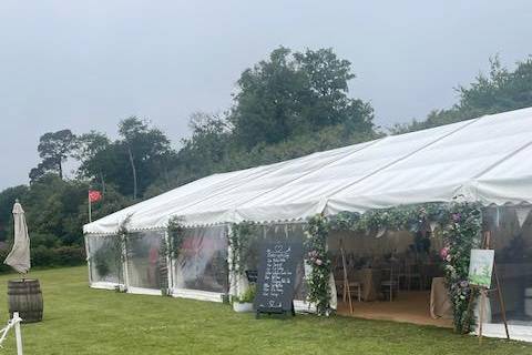 Frame Marquee