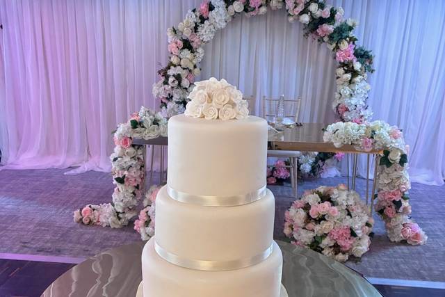 Classic with sugar flowers