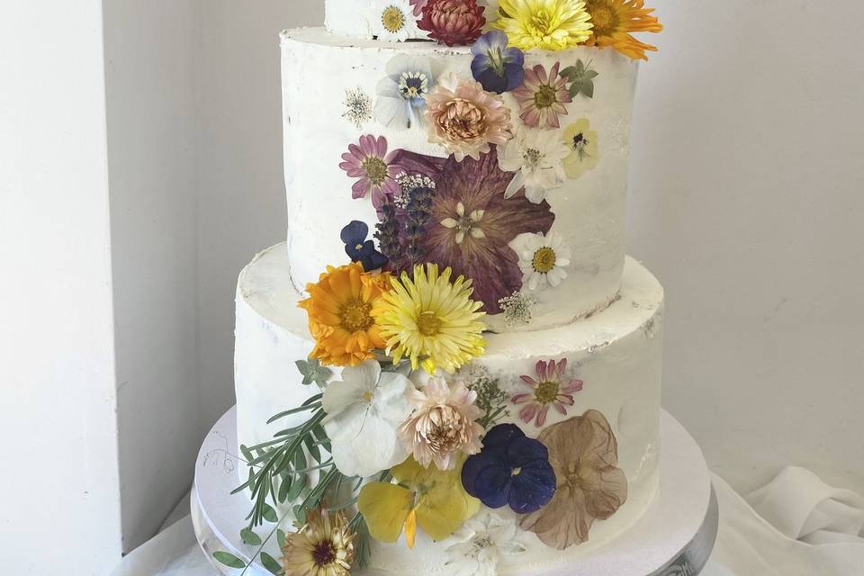 3 tier edible flowers