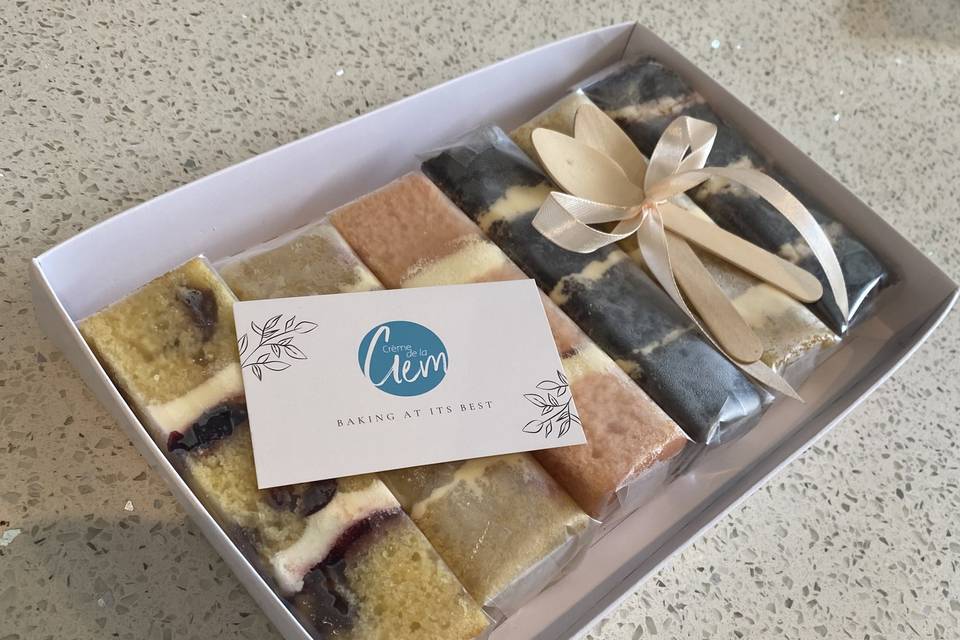 Cake sample box