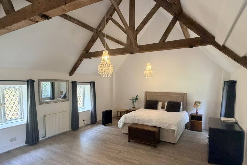 Coach House King 1