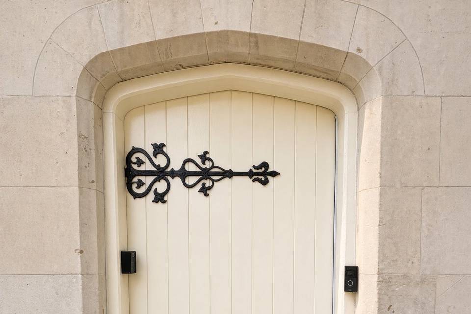 Coach Hse Entrance