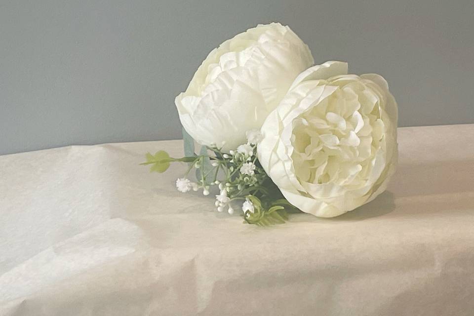 Peony cake topper