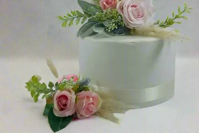 Pink and green cake flowers