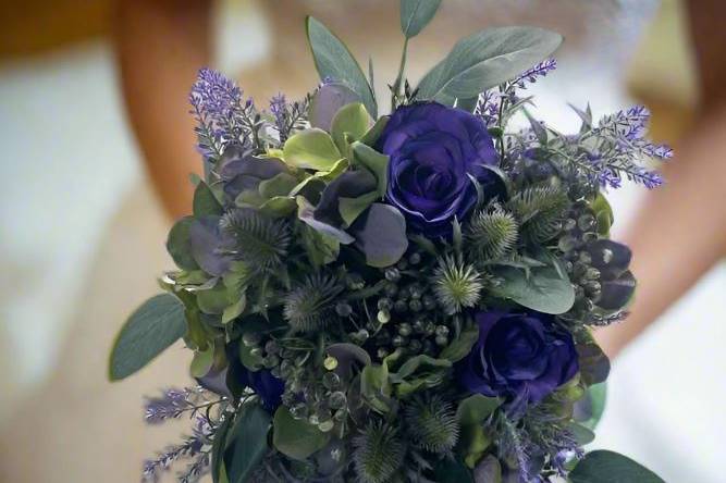 Purple Thistle Artificial Wedd