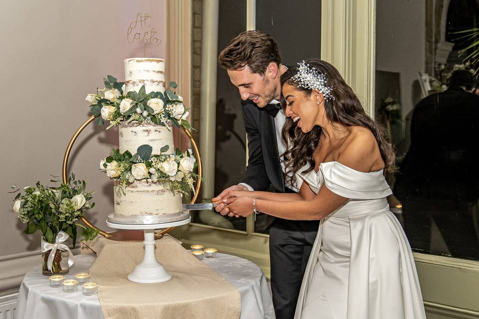 Cutting the cake