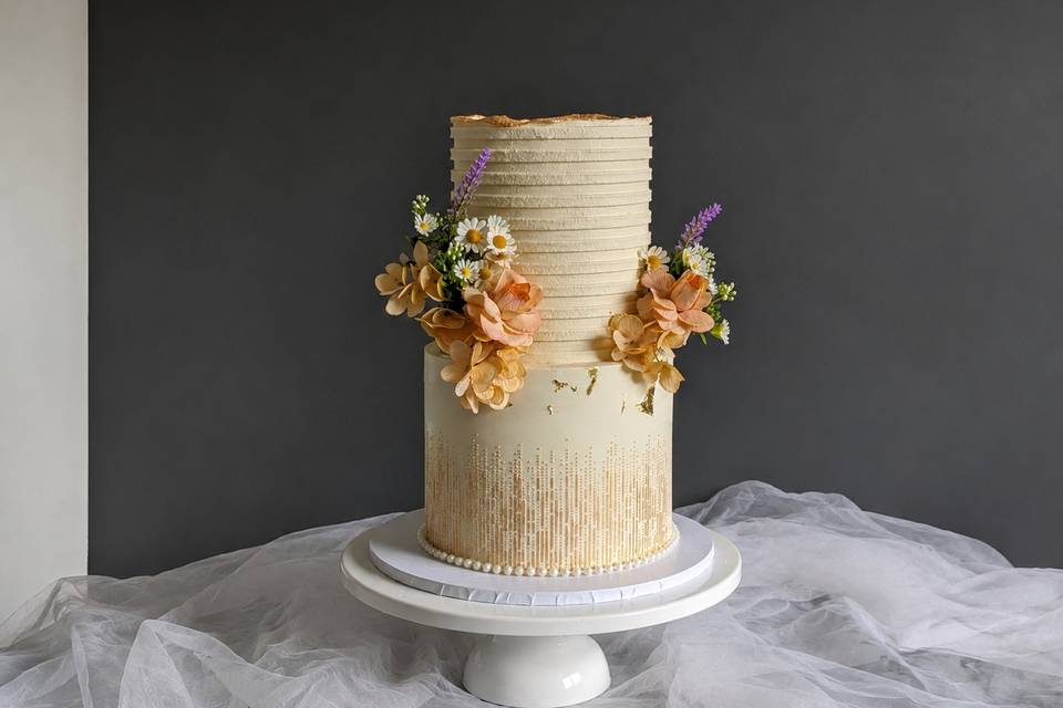 Creamy B Cake