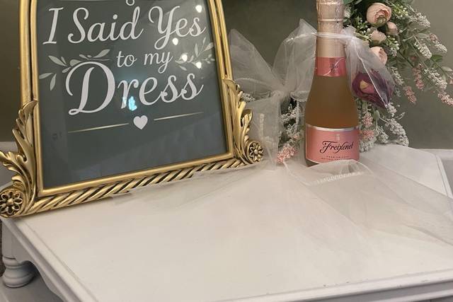 🥂