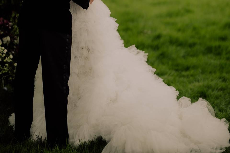 Kiss the bride.