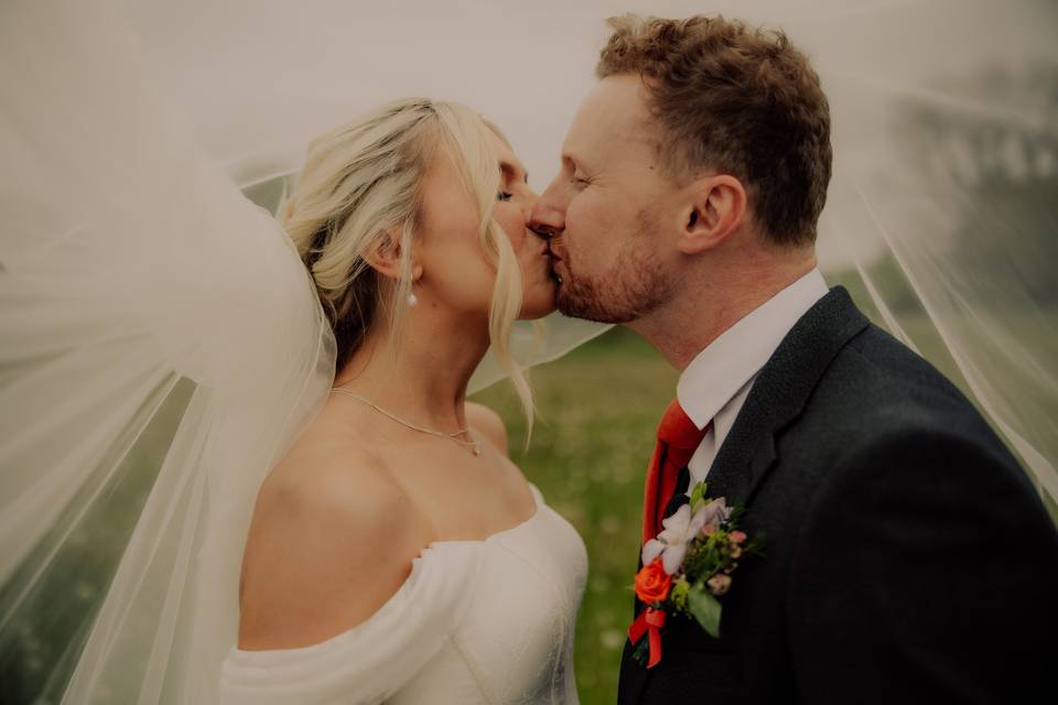 More veil shots!