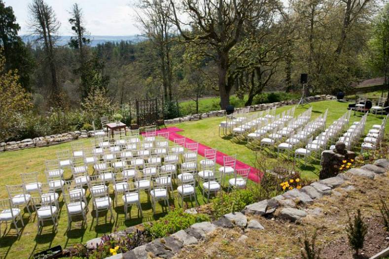 Outdoor Garden Weddings