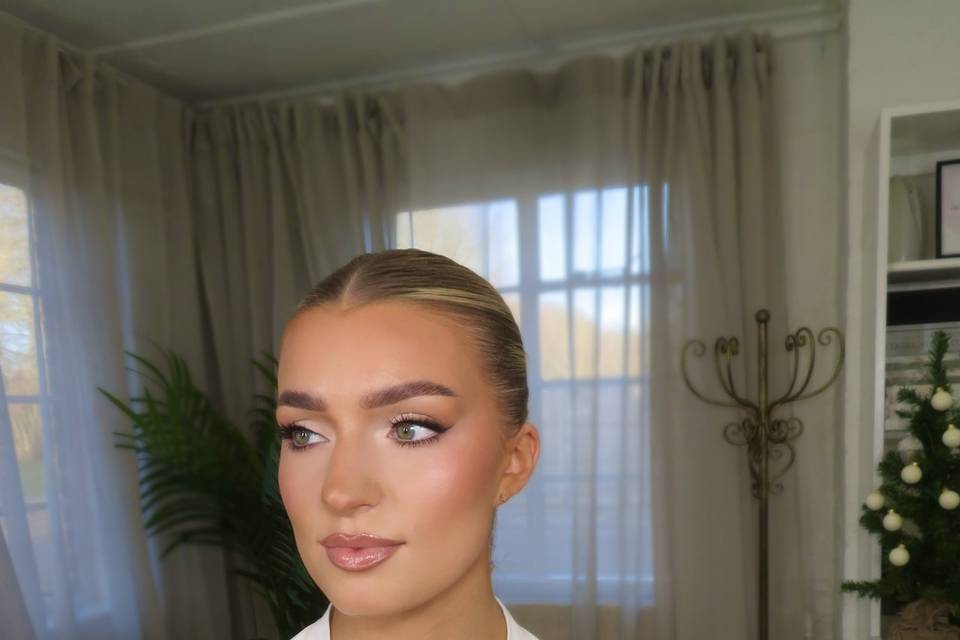 Soft glam ethereal makeup