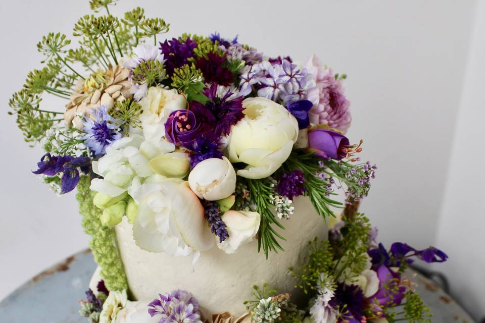 Edible Flowers Semi-naked Cake