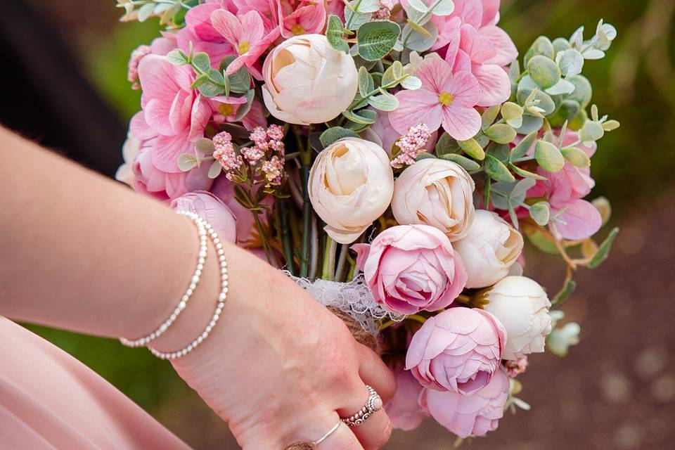 Bridesmaid bouquet