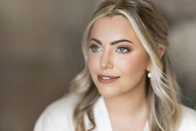Lucy Christina Makeup Artist