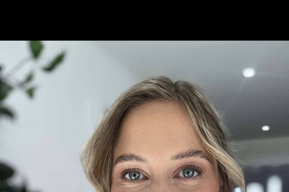 Bridesmaid soft glam