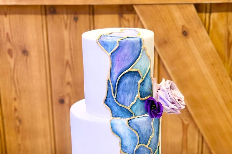 Wedding cake Notley Tythe Barn