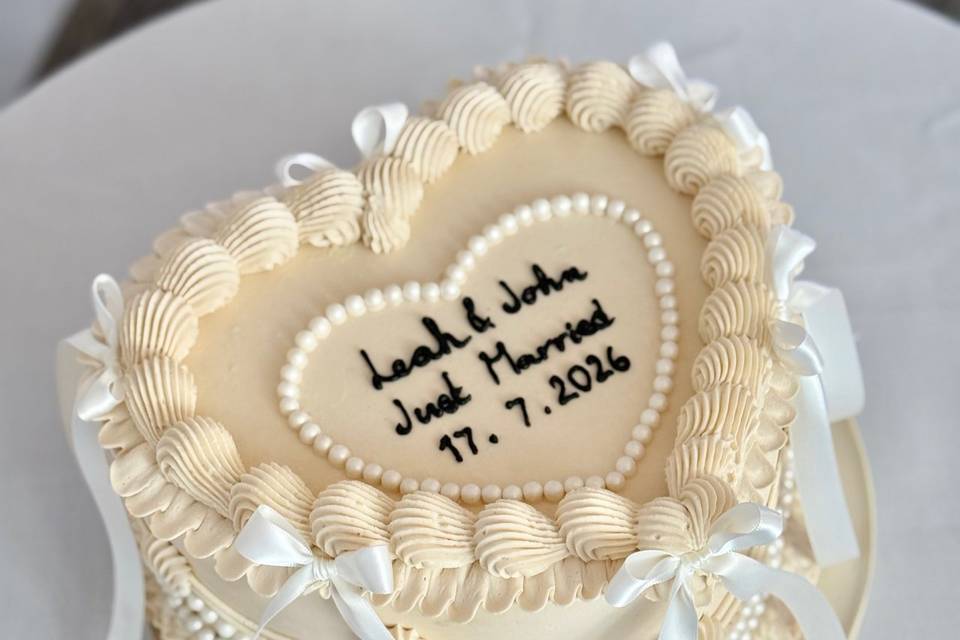 Heart cake De Vere Latimer
