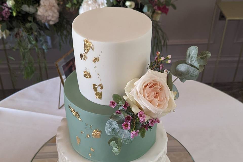 White and Sage cake inLatimer