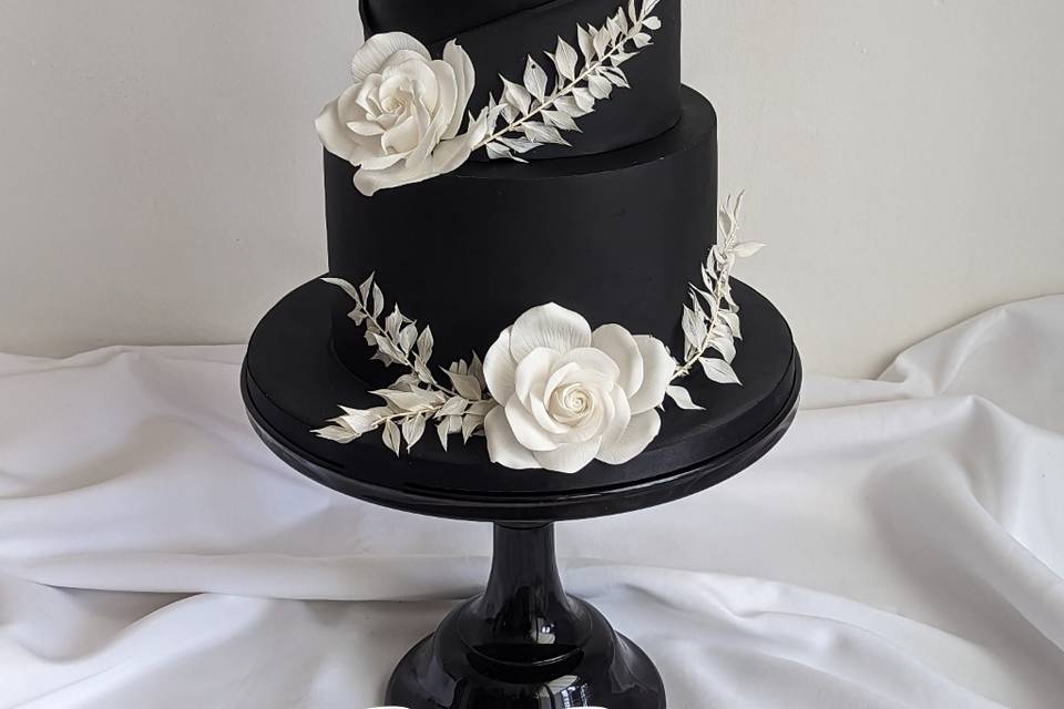 Black and white wedding cake