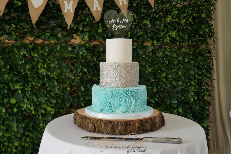 Textured butter cream cake